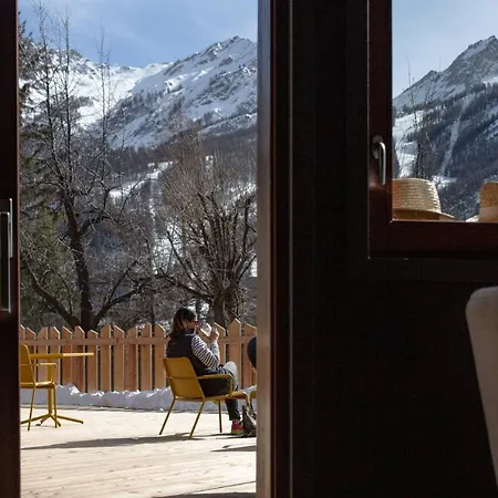 Hotel Restaurant